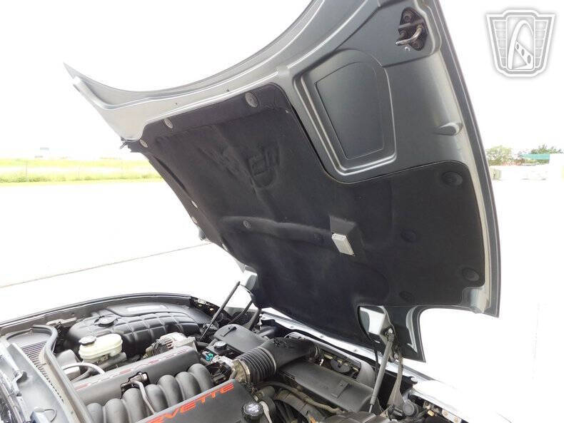 2004 Chevrolet Corvette