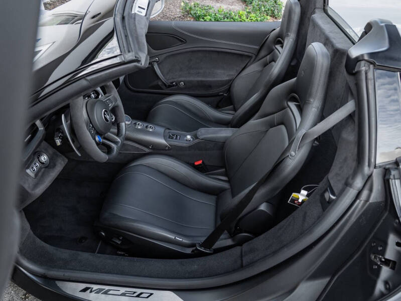 2023 Maserati MC20 Cielo