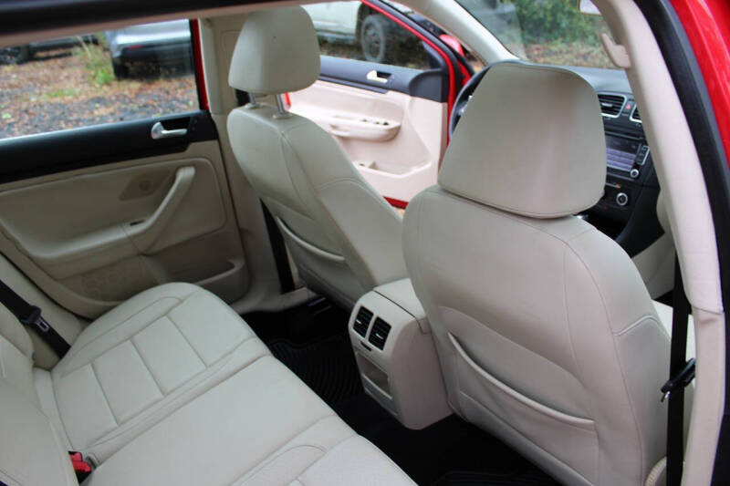 2013 Volkswagen Jetta SportWagen SE PZEV