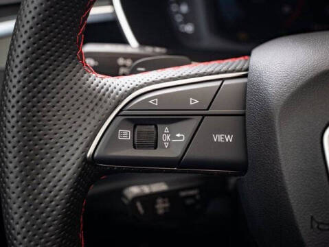 2025 Audi Q3 quattro S line Prem Plus 45 TFSI