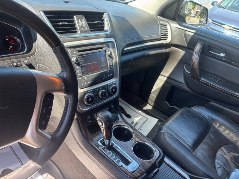 2016 GMC Acadia Denali