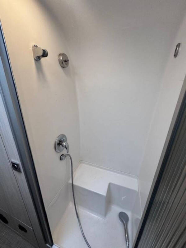 2023 Airstream Globetrotter 27FB