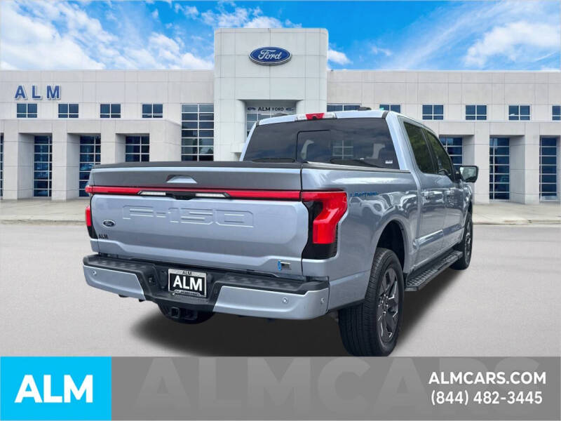 2022 Ford F-150 Lightning Lariat