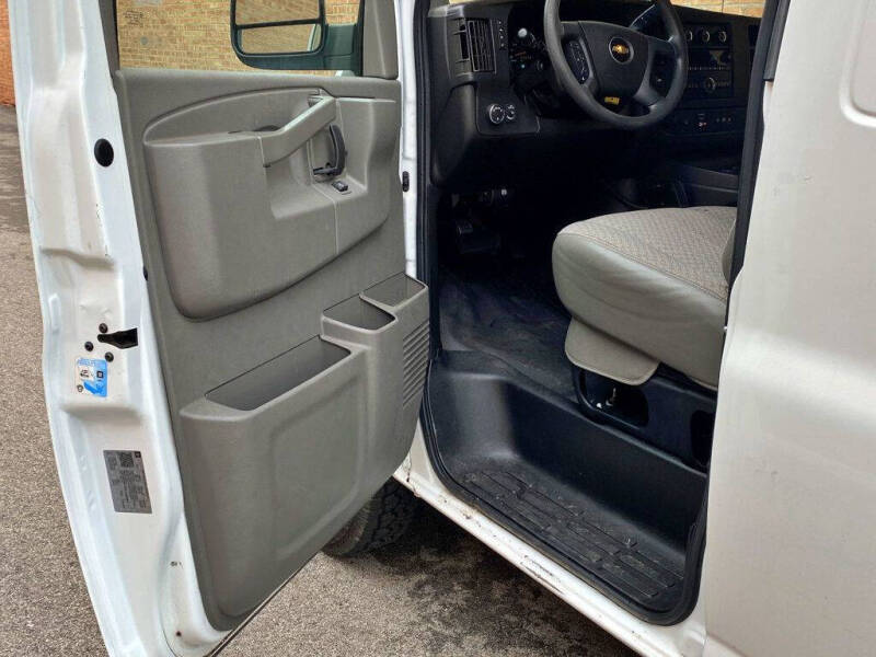 2019 Chevrolet Express 2500