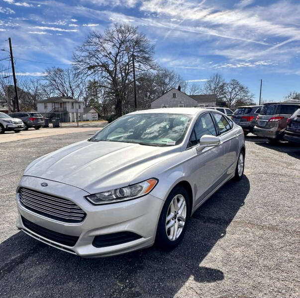 2016 Ford Fusion SE