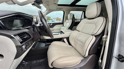 2018 Lincoln Navigator Black Label