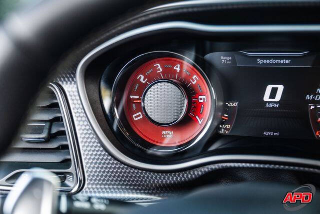 2015 Dodge Challenger SRT Hellcat