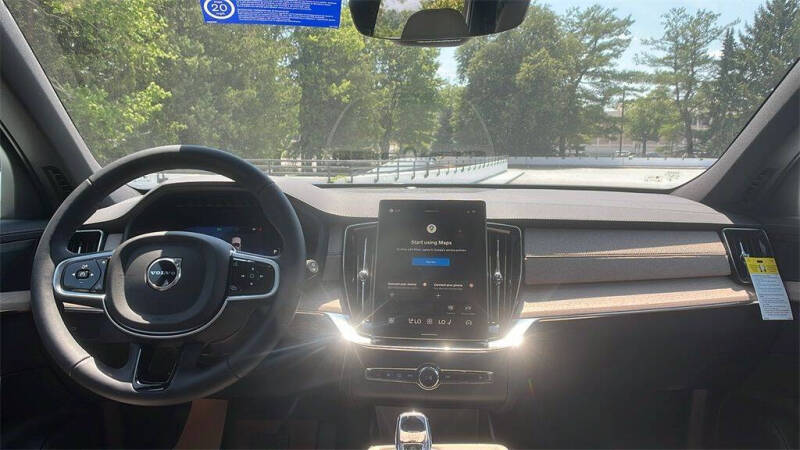 2026 Volvo XC90 B6 Plus 7P