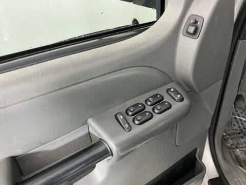 2004 Ford Explorer Sport Trac XLT