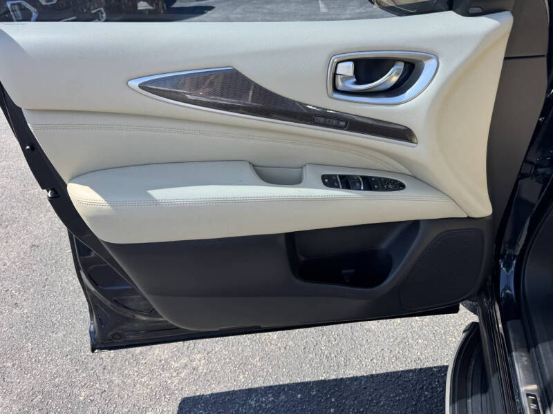 2017 Infiniti QX60