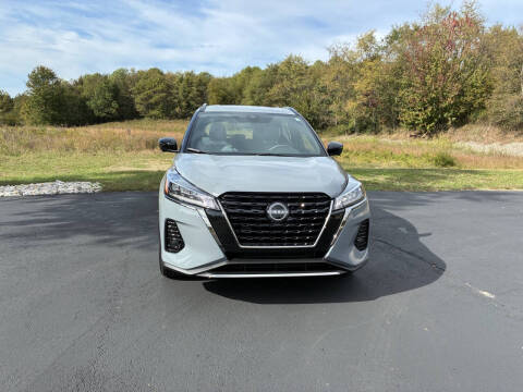 2024 Nissan Kicks SR