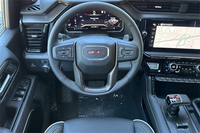 2025 GMC Sierra 1500 AT4X