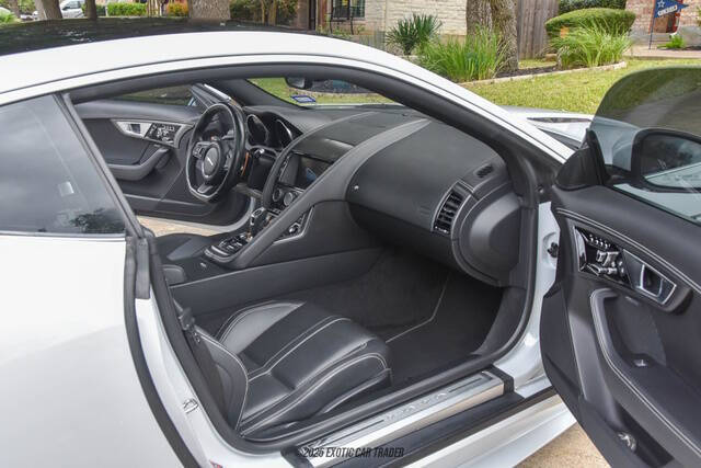 2017 Jaguar F-TYPE S British Design Edition