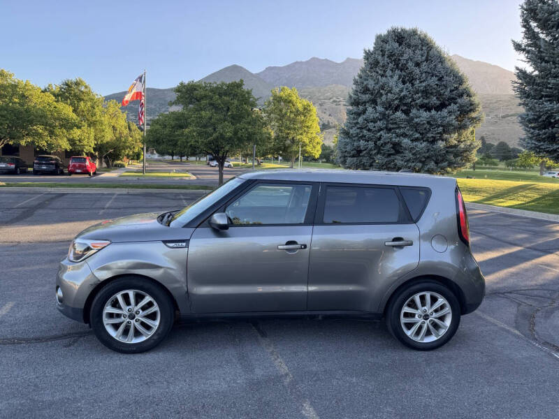 2019 Kia Soul +