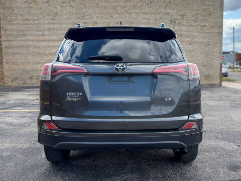 2017 Toyota RAV4 LE