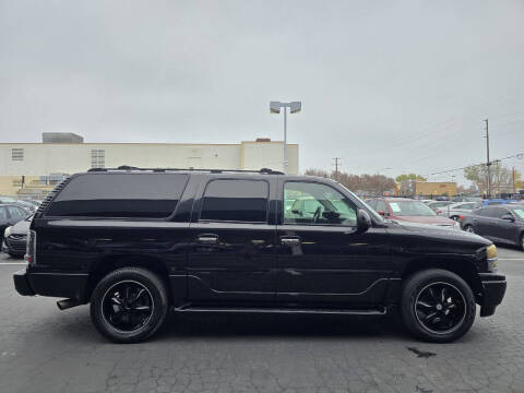 2003 GMC Yukon XL Denali