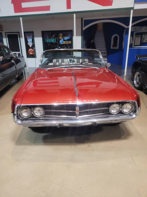 1962 Oldsmobile Starfire