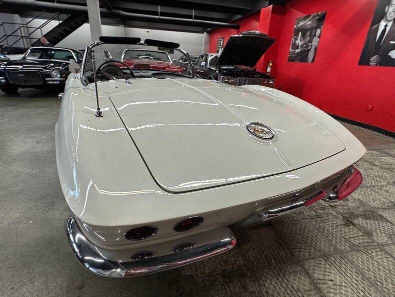1961 Chevrolet Corvette