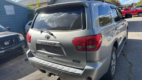 2008 Toyota Sequoia SR5