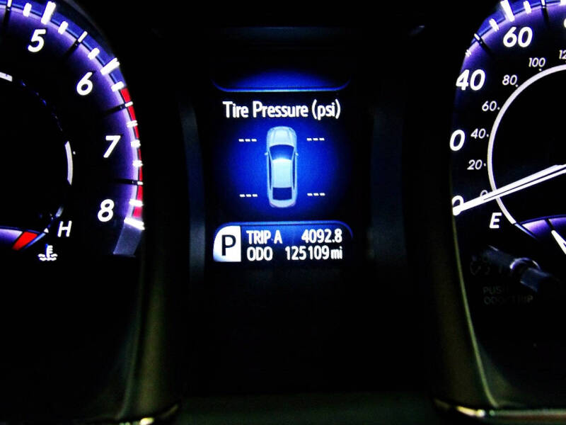 2016 Toyota Avalon XLE