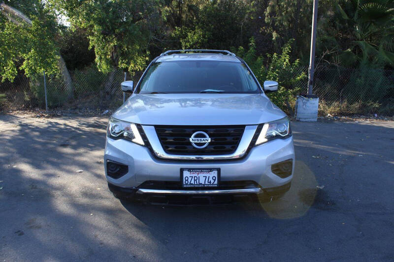 2020 Nissan Pathfinder S
