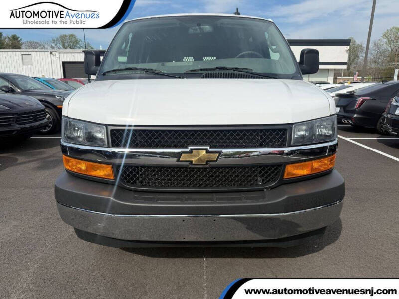2024 Chevrolet Express 2500