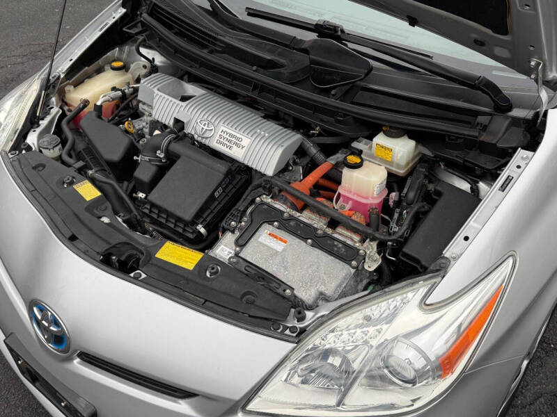 2012 Toyota Prius Two