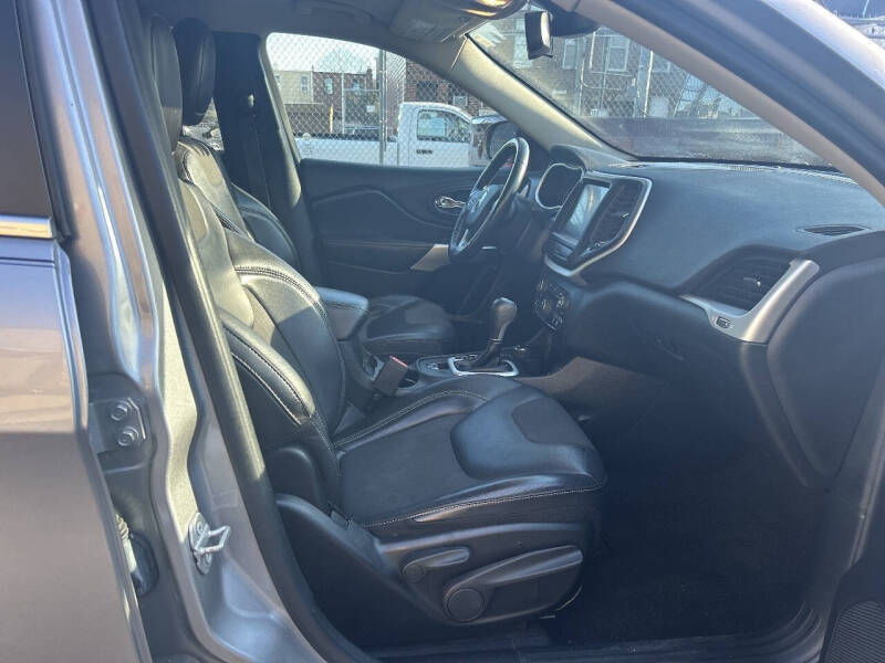 2018 Jeep Cherokee Latitude Plus