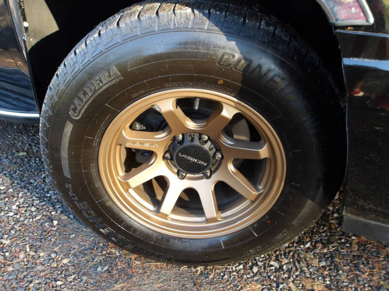 2011 Cadillac Escalade Luxury