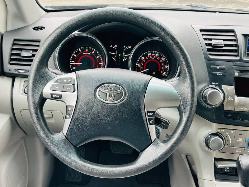 2011 Toyota Highlander