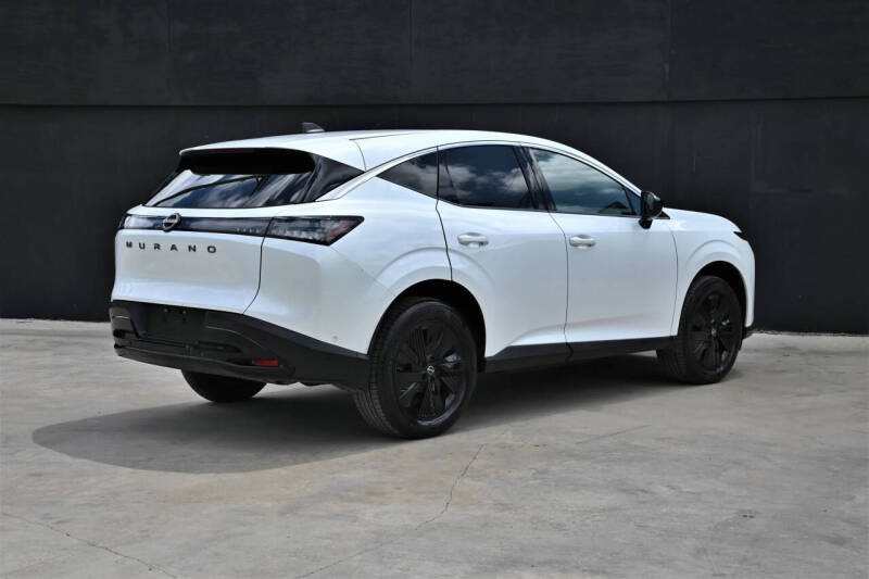 2025 Nissan Murano SV