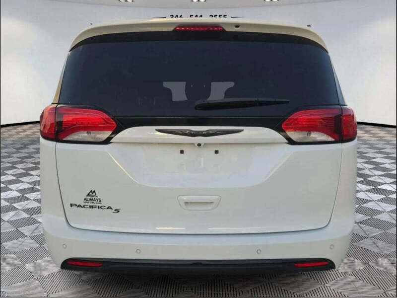 2019 Chrysler Pacifica Touring L Plus
