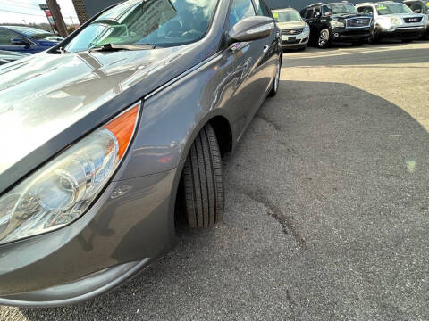 2011 Hyundai Sonata SE