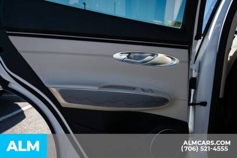 2025 Genesis GV70 2.5T Standard