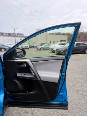 2017 Toyota RAV4 Hybrid