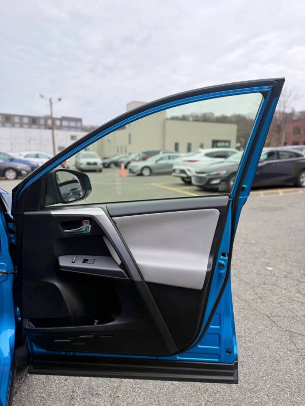 2017 Toyota RAV4 Hybrid