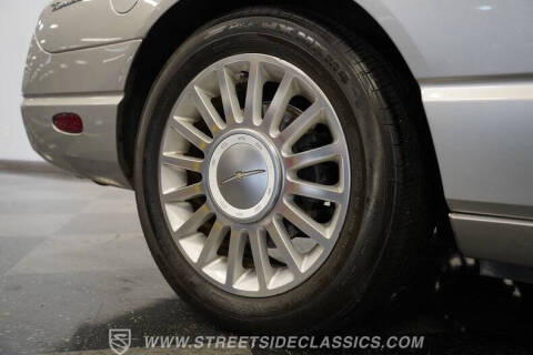 2004 Ford Thunderbird Deluxe