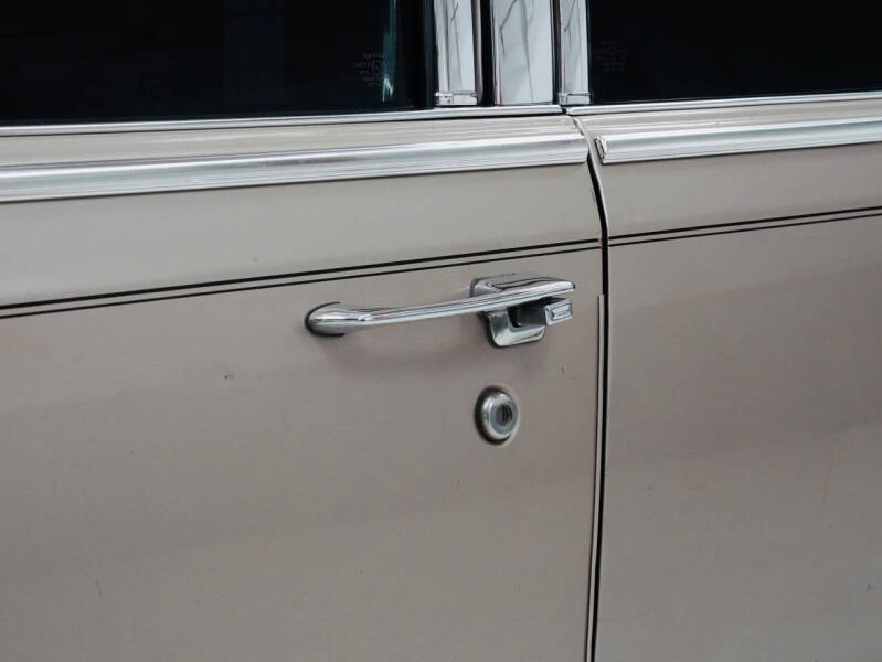 1990 Cadillac Brougham