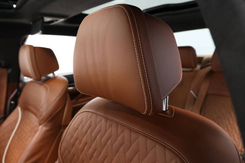 2022 BMW 7 Series M760i xDrive