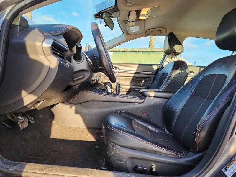 2022 Nissan Altima 2.5 SR