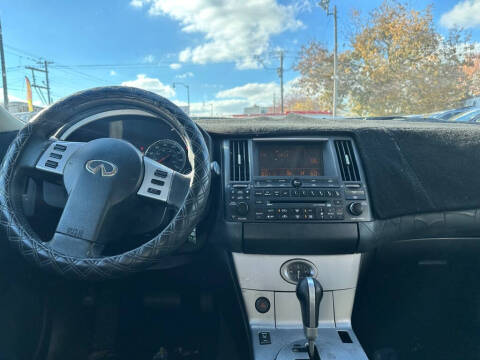 2003 Infiniti FX35