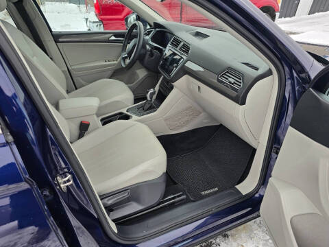 2023 Volkswagen Tiguan SE