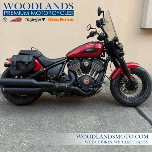 2022 Indian Chief Bobber Ruby Metall