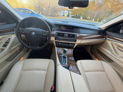 2013 BMW 5 Series 528i xDrive