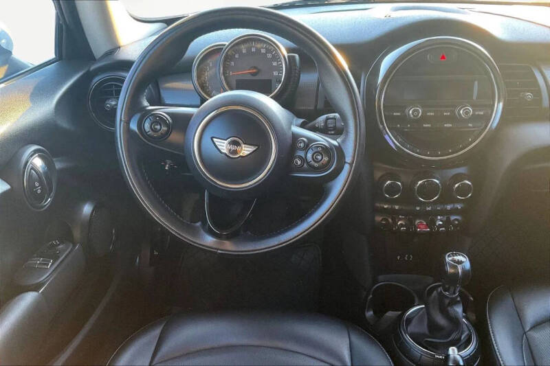 2015 MINI Hardtop 2 Door Cooper