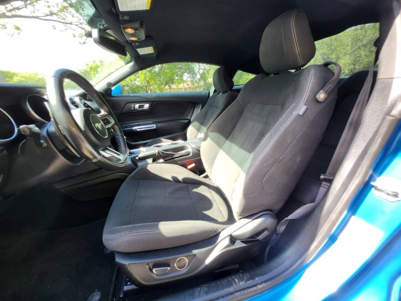 2019 FORD Mustang Coupe - $20,995