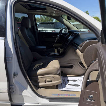 2016 GMC Acadia Denali