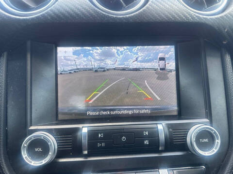 2022 Ford Mustang EcoBoost