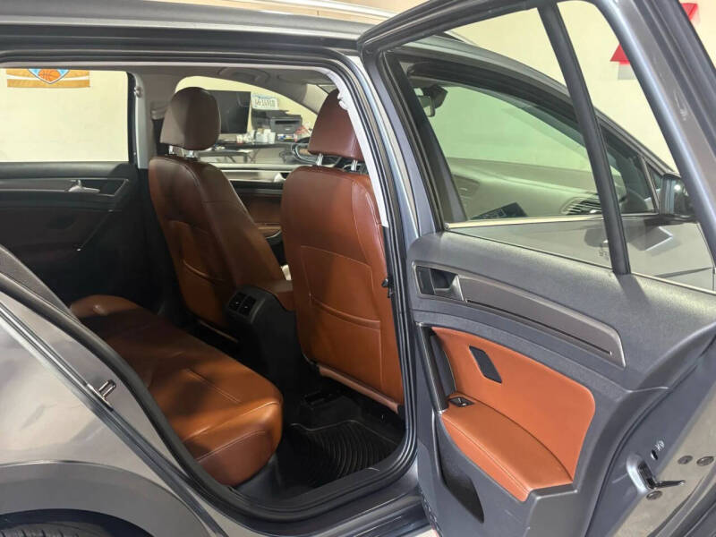 2017 Volkswagen Golf Alltrack