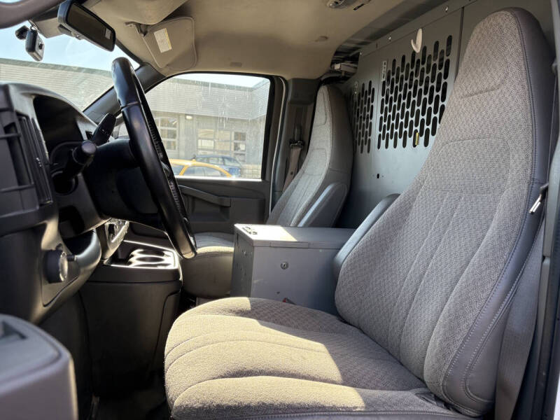 2020 Chevrolet Express 2500